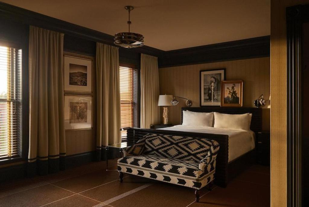 Hotel Jerome, An Auberge Resort Aspen Buitenkant foto