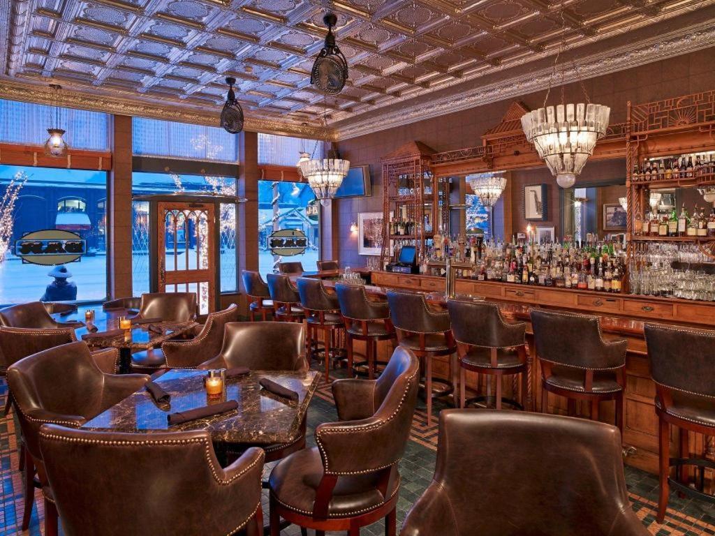 Hotel Jerome, An Auberge Resort Aspen Buitenkant foto